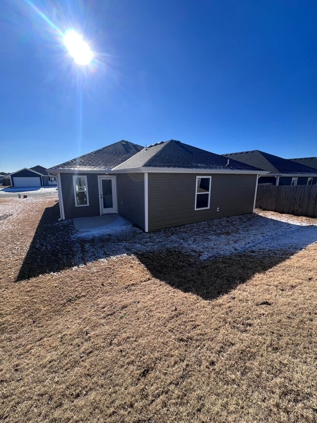 Photo - New Beginnings Start with AMRR: Now Pre Leasing with Move-In Special!