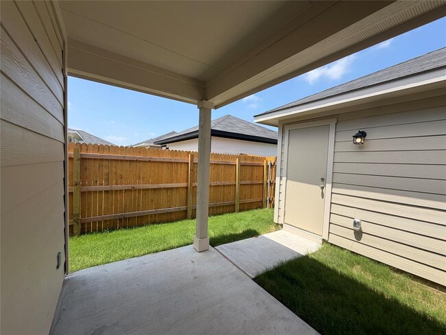 Photo - 312 Nizao Ln