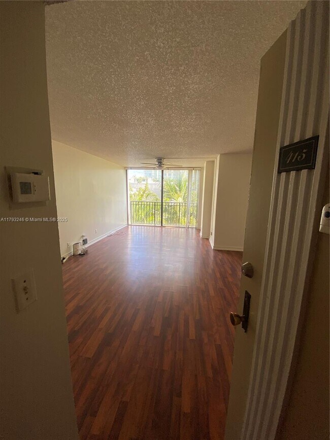 Photo - 16909 N Bay Rd Condo Unit 415