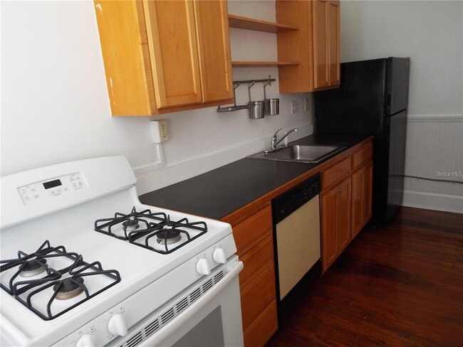 Photo - 325 Ohio Pl Unit 1