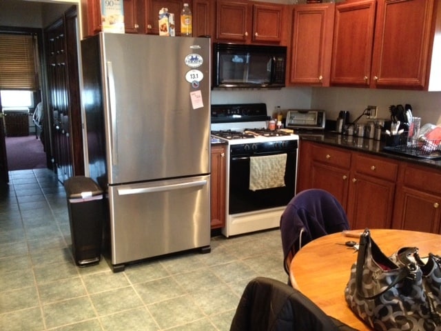 Photo - 923 Fayette St Unit 2