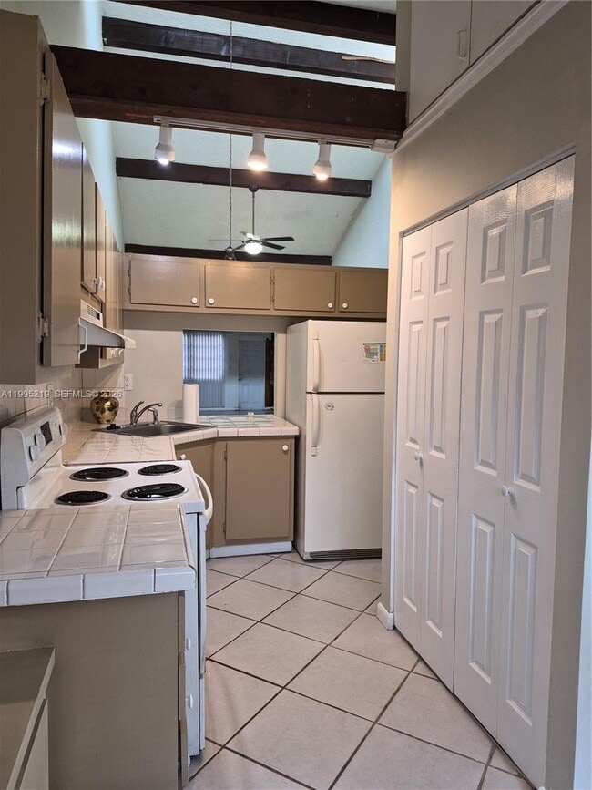 Photo - 1752 NW 74th Ave