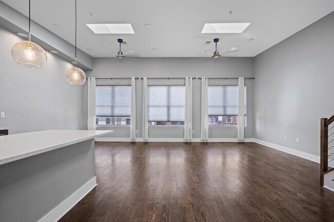 Photo - 50 Laidlaw Ave