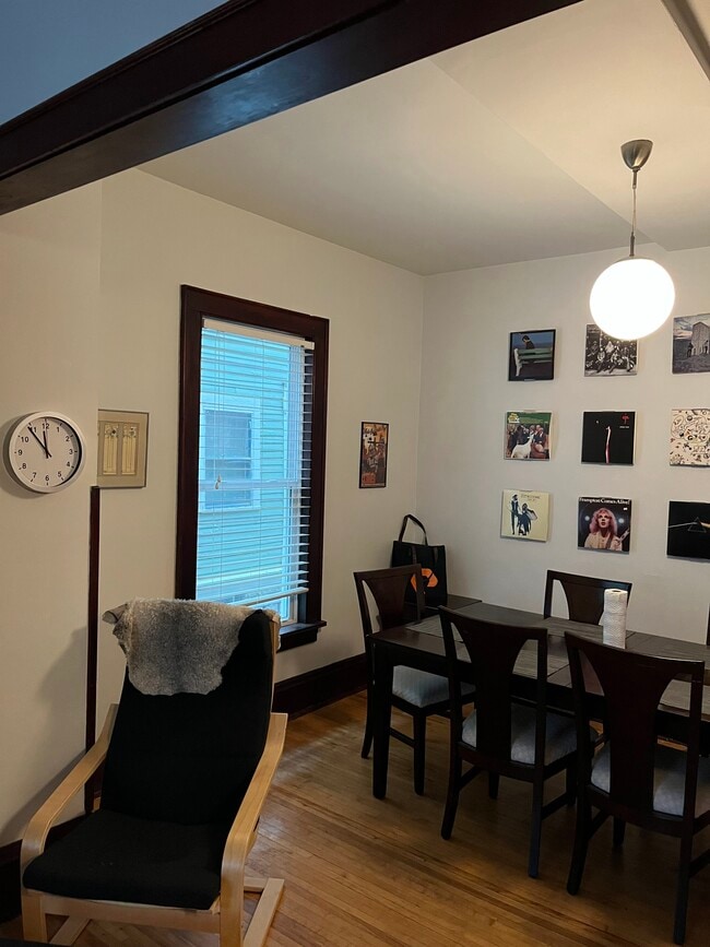 Dinning Room - 2544 Aldrich Ave S Unit 1