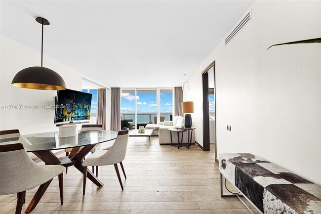 Photo - 5151 Collins Ave Unit 1519