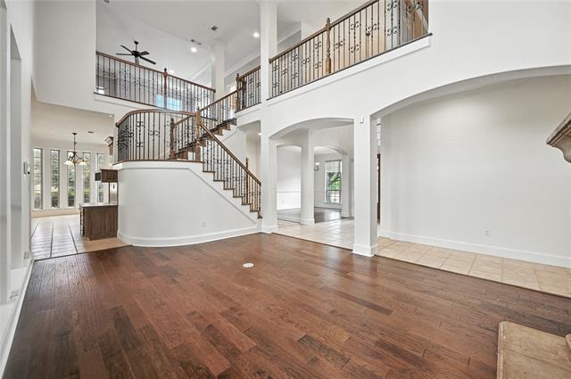 Photo - 959 Roxbury Way