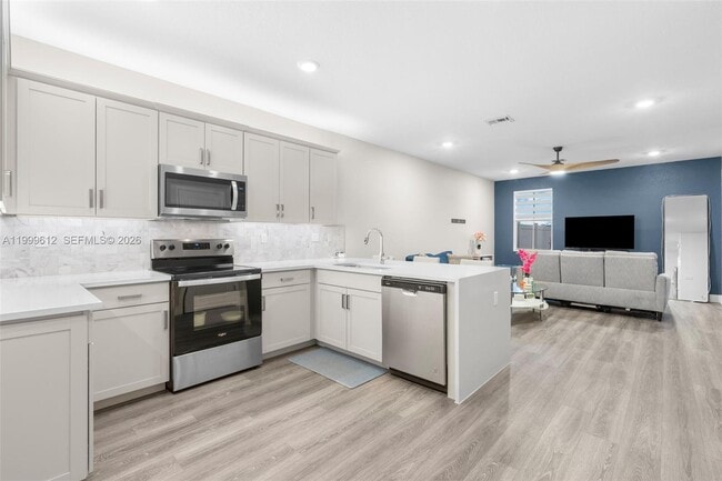 Photo - 110 SW 171st Wy