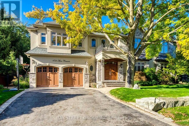 Photo - 452 Avon Crescent