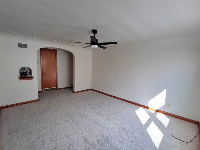 Photo - 1602 Saint Marys Blvd Unit ST MARYS APT 2