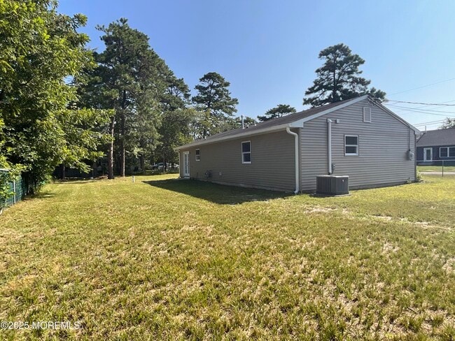 Photo - 208 Wichita Trail