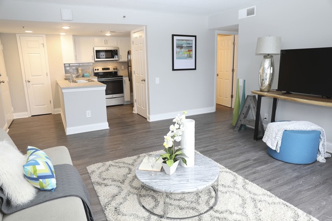 Photo - Park Plaza Apartments