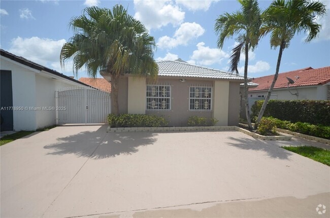 Building Photo - 7333 W 29th Ln Rental