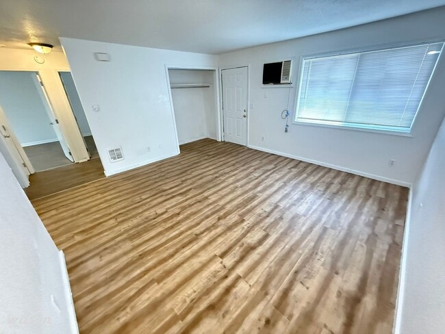 Photo - 310 W Pierce St Unit 5