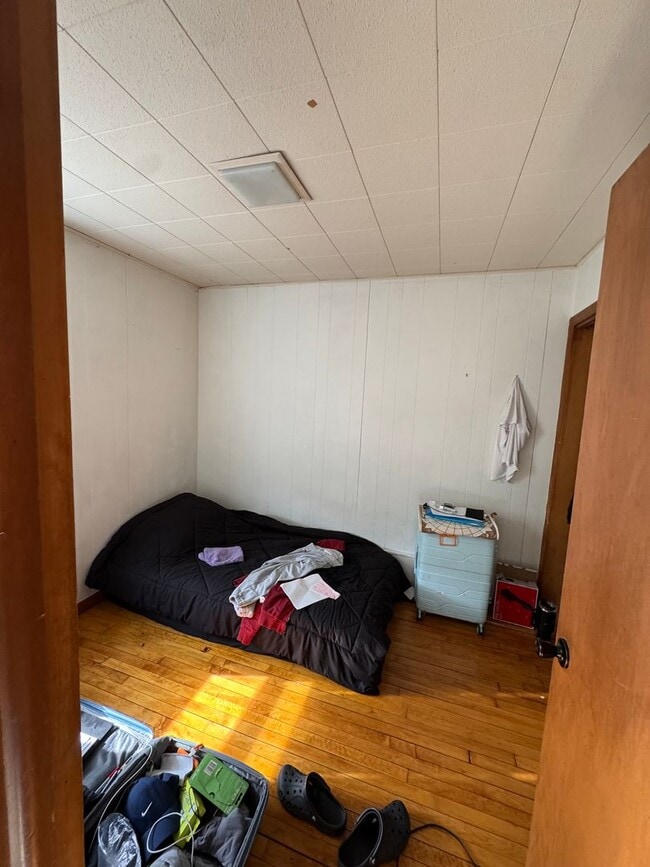 Photo - 2945 N Oakland Ave Unit Lower