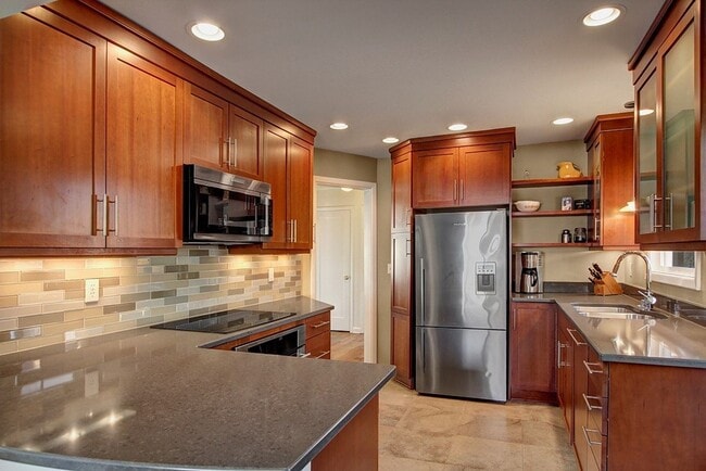 Photo - CLICK "REQUEST A TOUR" NOW!