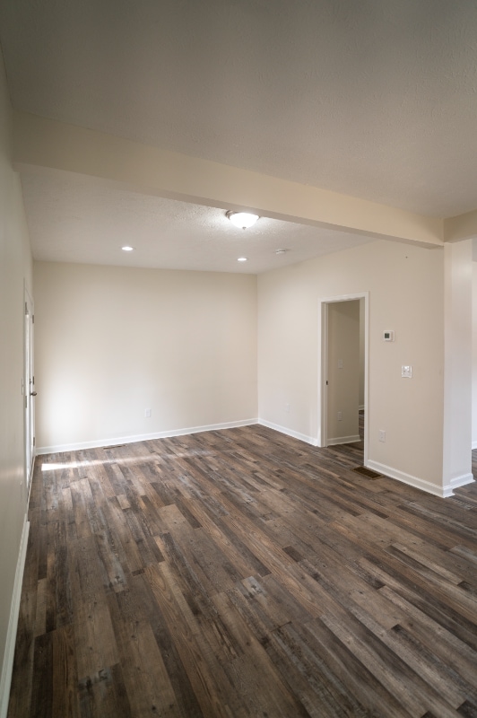 Photo - 1277 W 67th St Unidad 3