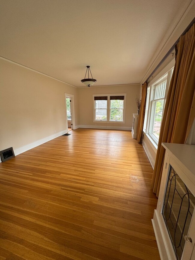 Photo - Nice single family home in the "OLD NORTH ...