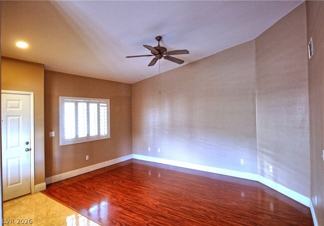 Photo - 401 Pine Haven St Unidad 202