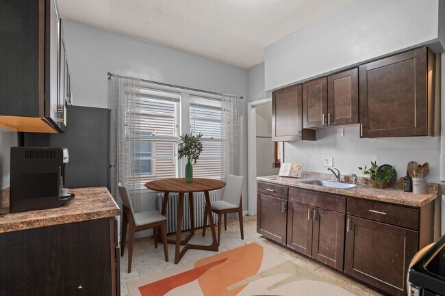 Photo - Murray Lower Flat