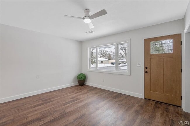 Photo - 7891 Areopagitica Ave Casa