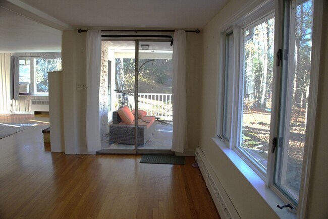 Photo - 139 Grove St