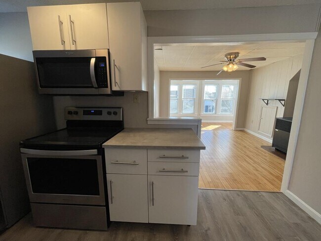 Building Photo - 12 Cumberland St