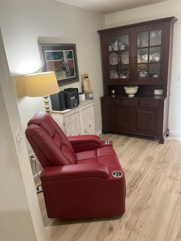 Photo - 2030 Brookhurst St