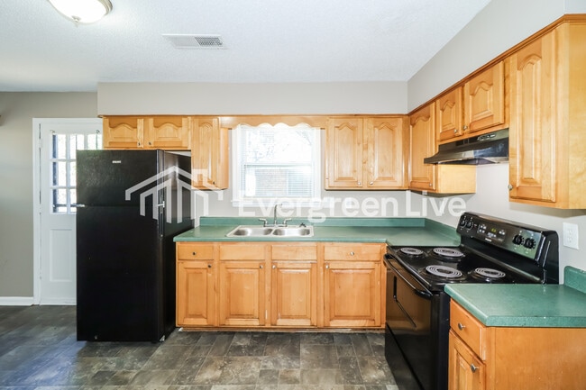 Photo - 4654 Chuck Ave