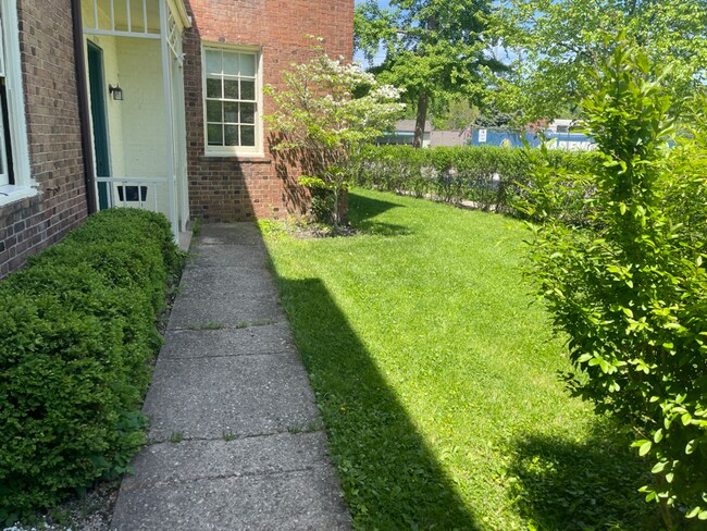 Photo - 3929 Plainville Rd