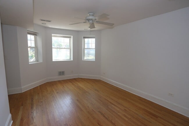Photo - 3446 N Bell Ave Unit 6H