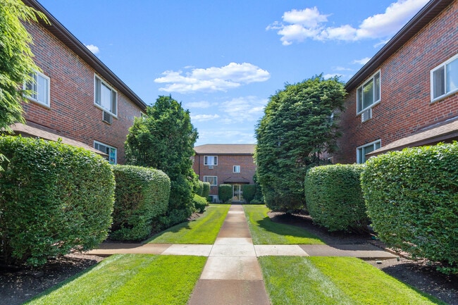 Photo - 38 Bryon Rd Condo Unit 4