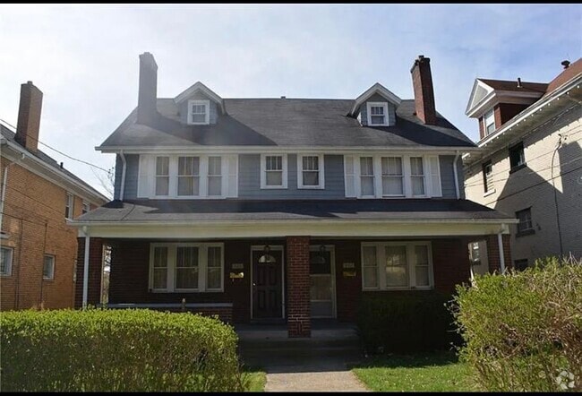 Building Photo - 967 Davis Ave Rental