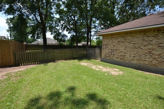 Photo - Zachary School District! 3 bedroom, 2 bath home in coveted Marita Terrace Subdivision