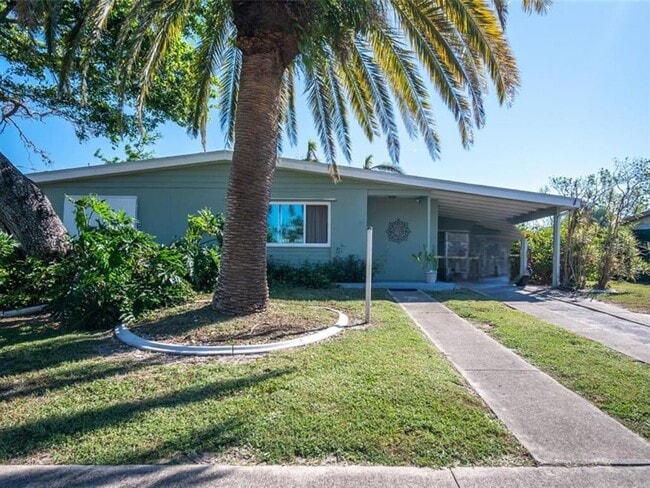 Building Photo - 2456 Elkcam Blvd