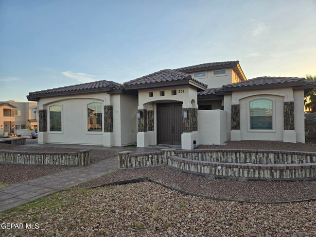 Building Photo - 331 Emerald Draw Dr Rental