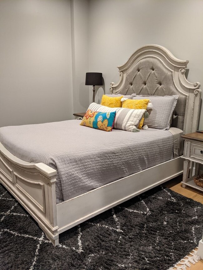 Photo - Upscale Fully and Comfortably Furnished , ... Unidad 408