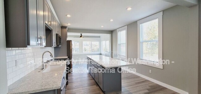 Photo - 3216 E Roosevelt Ave Unidad -  A