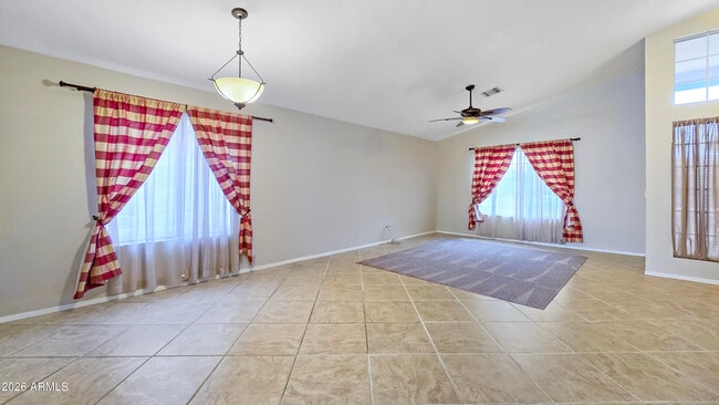 11224 W Alice Ave