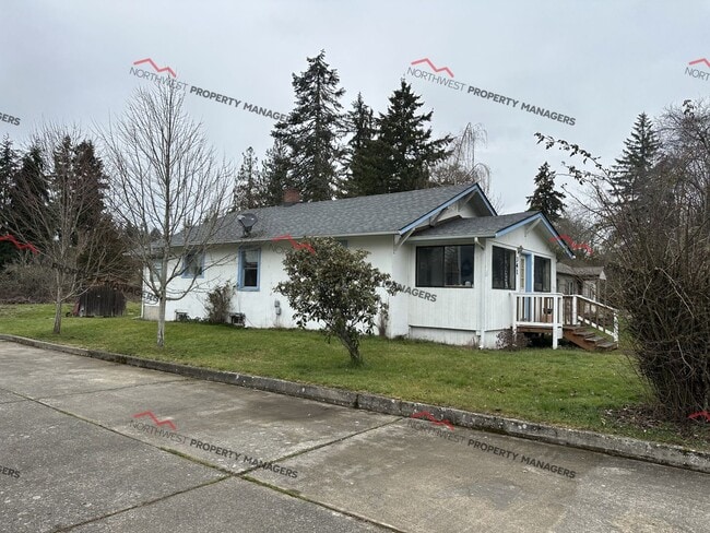 Building Photo - STATUS: AVAILABLE | R298 | $1395 Rental