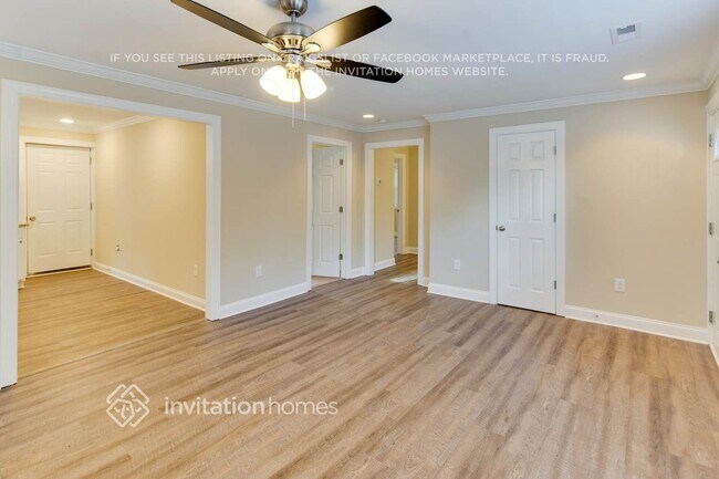 Photo - 1517 Lasalle St