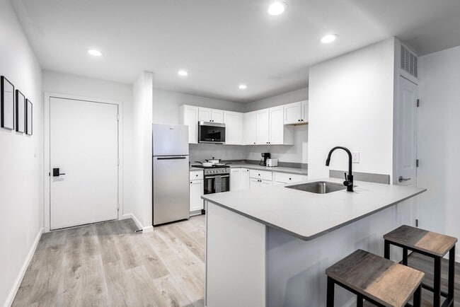 Photo - 62 S Main St Unit 8