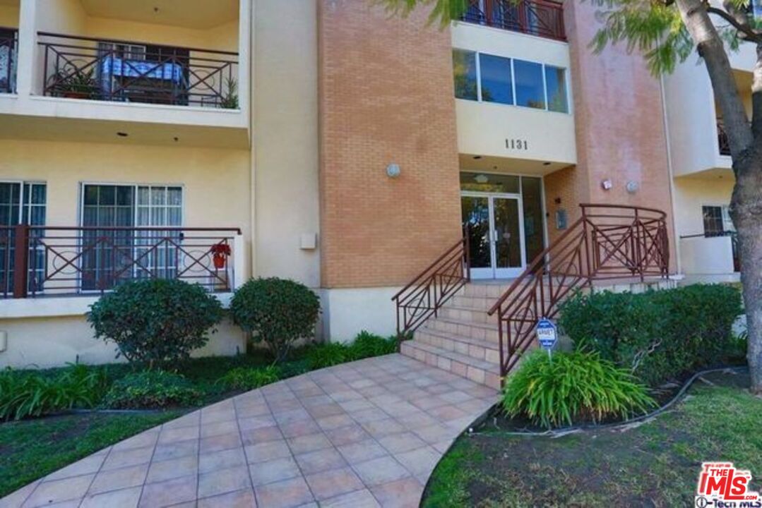 Photo - 1131 Campbell St Condo Unit 201