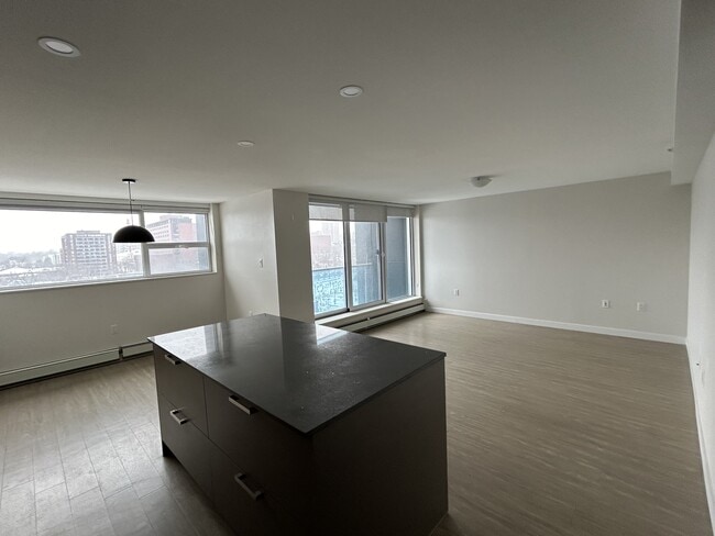 Photo - 5633-5633 Fenwick St Unit 2002