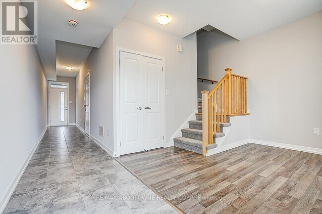Photo - 52 Saintfield Dr