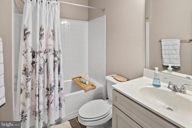 Building Photo - 1310 Jackson St