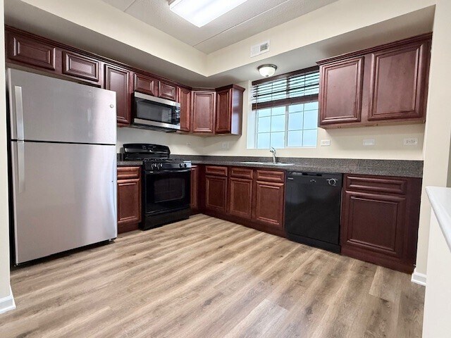 Photo - 238 E Irving Park Rd Unit 506