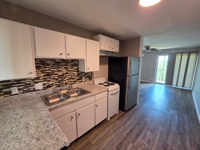 Photo - 734 N Country Acres Ave Unit 209