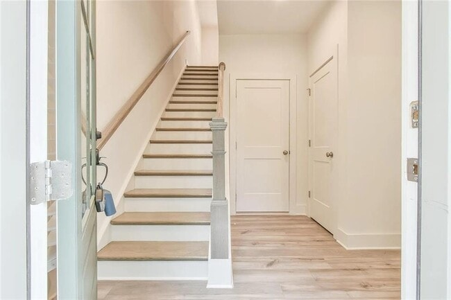 Photo - 262 Dilbeck Cir