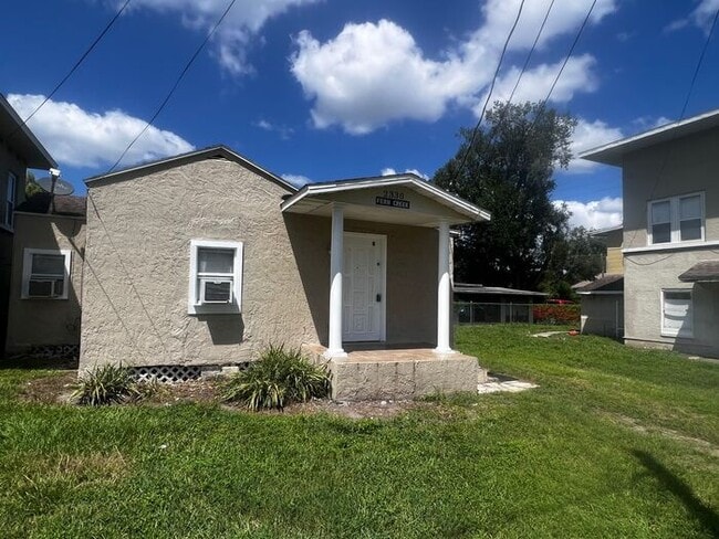 Building Photo - 2330 S Ferncreek Ave