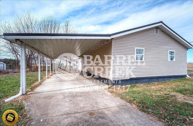 Photo - 3-Bed 1-Bath House  + Granite Countertops & Carport